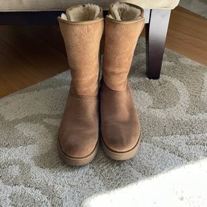 Women’s Ugg Skinny Boots Size 6 Chestnut